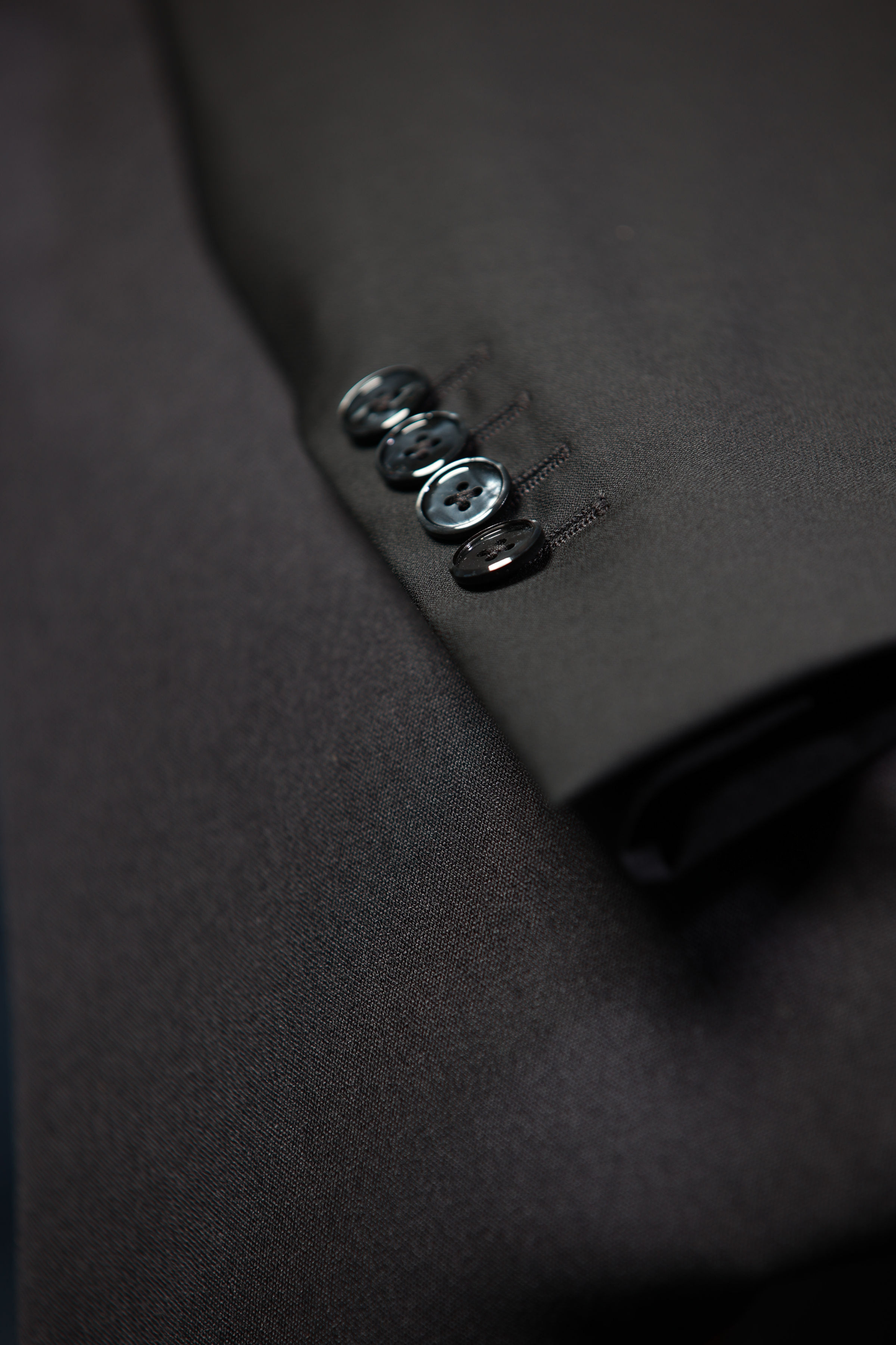 Black Wave 3-Piece Suit